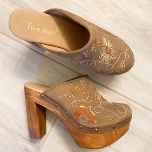 Wood Platform Embroidered Clogs
